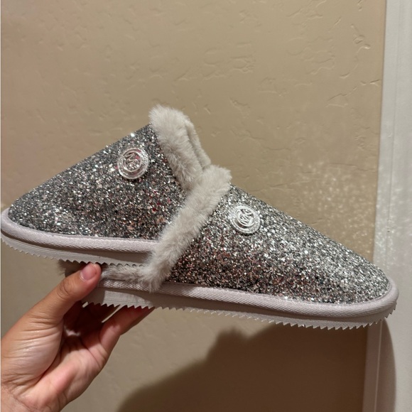 Michael kors slippers - Picture 4 of 5